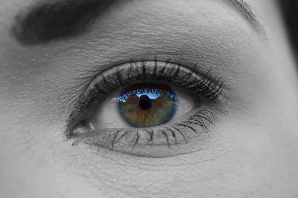 启用这些「护眼模式」的人，都拥有了一双「美目盼兮」的眼！